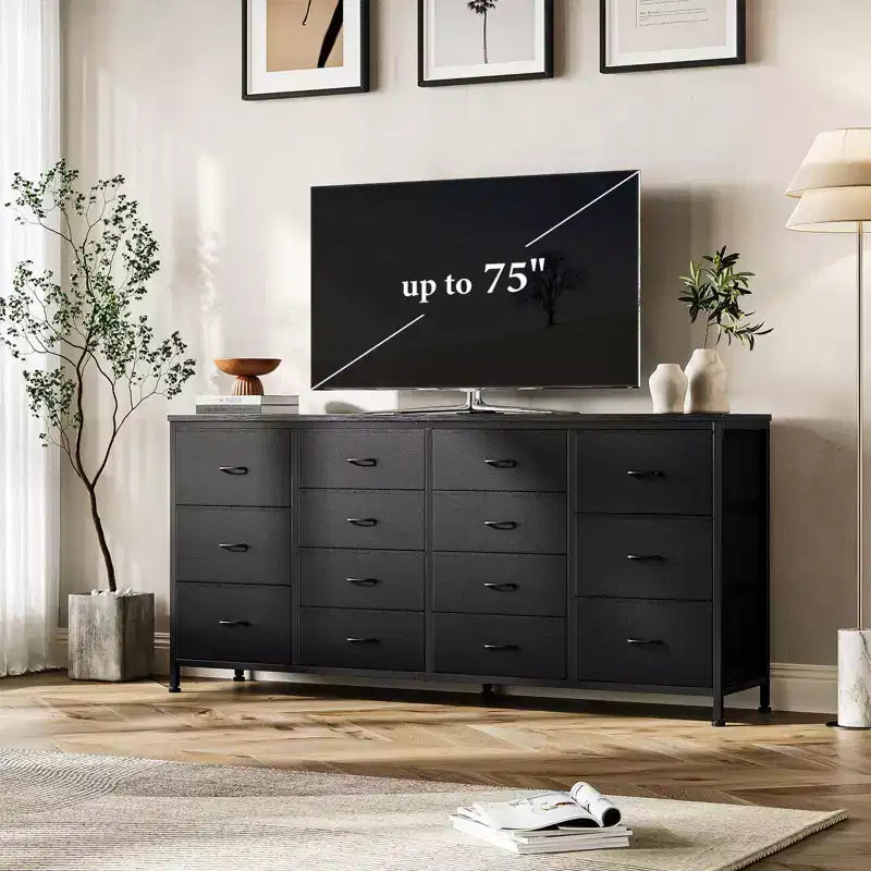 Cassettiera per TV da 63" W per TV da 65, 70, 75 pollici, comò a 14 cassetti per camera da letto con prese di corrente, centro di intrattenimento grande e lungo in tessuto