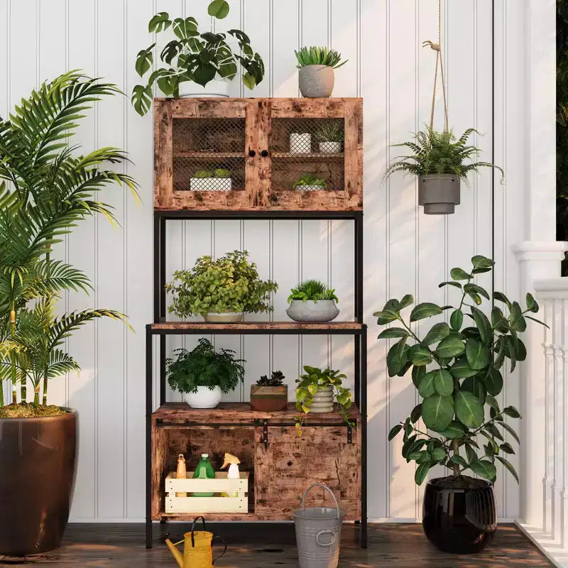 Scaffale da Cucina a 5 Livelli con Ante e Stazione di Ricarica, Porta Microonde Industriale da 63", Mobile Contenitore per Sala da Pranzo, Soggiorno, Appartamenti
